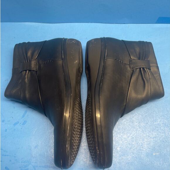 Clarks women's ankle boots black leather side zipper lace up comfort Size 7 37.5 - Picture 8 of 10